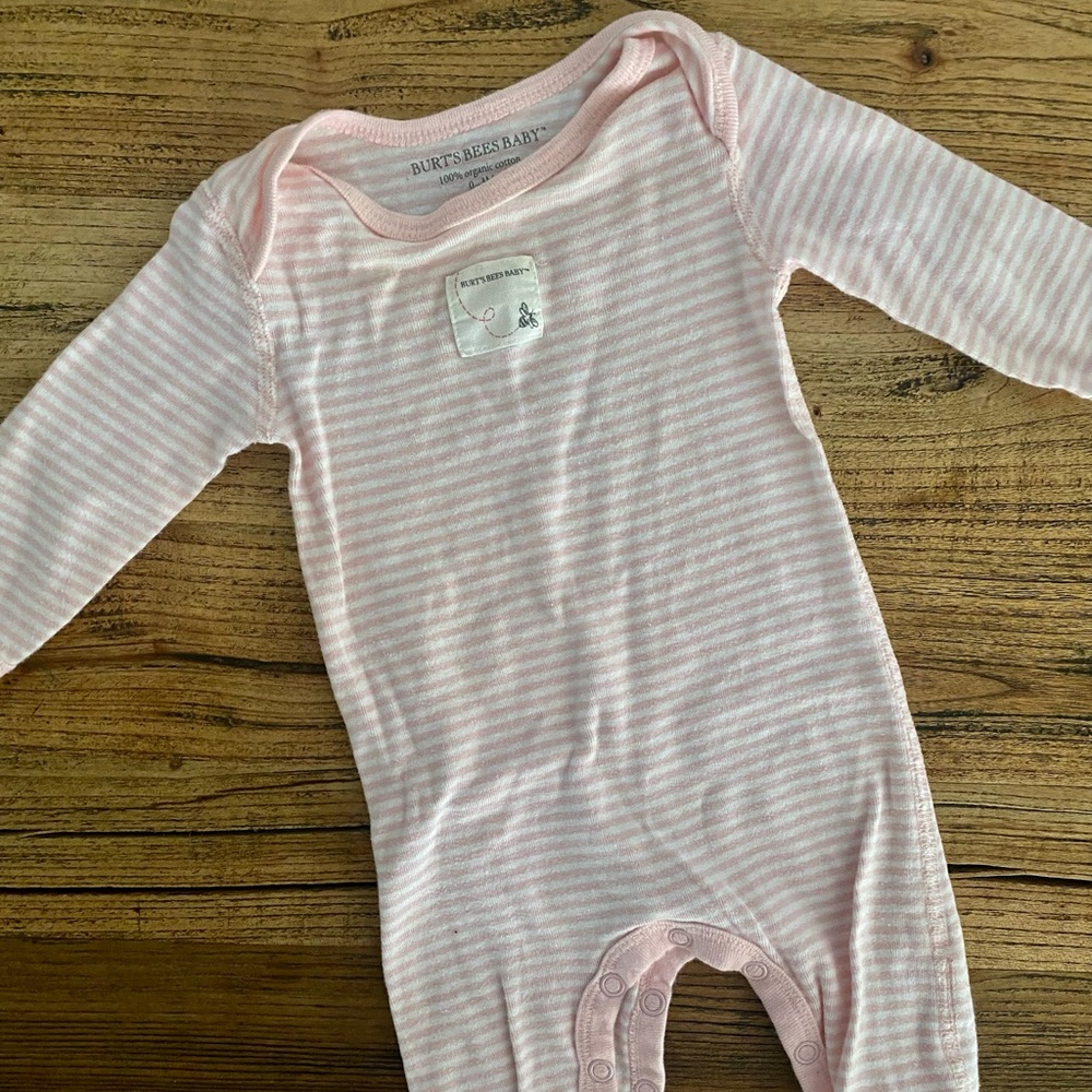 BURT’S BEES BABY pink footie